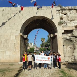İl Müdürlüğümüz #ÇocukHakları Komite üyesi çocuklarımız ve #TarsusSHM, Kızılay Tarsus Şubesi ve ve çeşitli tarihi yerlerin gezilerde bir araya geldi.  - fotoğraf 1