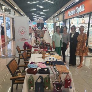 ''Cumhuriyetin 100. Yılı'' kapsamında bizlere güçlü duruşuyla ve başarılarıyla ilham veren #CumhuriyetinKadınları'nın el emeklerinden oluşan sergimiz yerini aldı.  📍Sayapark AVM - fotoğraf 4