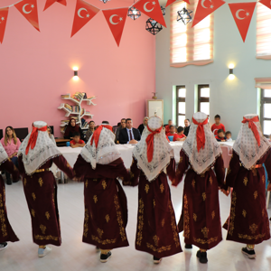 Cumhuriyetimizin 100. Yılı Çocuklarımızın Gösterileri Eşliğinde Coşku ve Heyecanla Kutlandı. - fotoğraf 3