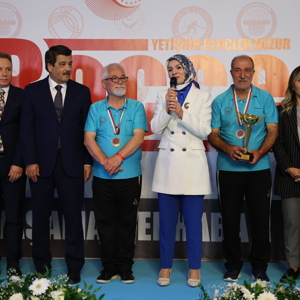 Bakanımız Mahinur Özdemir Göktaş, Yetişkin Gençler Huzur Bocce Ligi Finaline Katıldı - fotoğraf 1