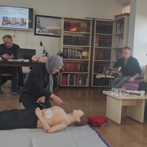 Sertifikalı İl Yardım Eğitimi - fotoğraf 1