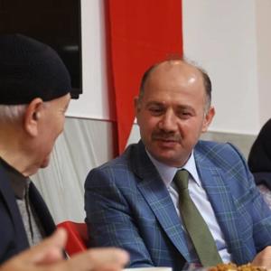 Sayın Valimiz Mehmet Fatih SERDENGEÇTİ ve il müdürümüz Mustafa MODAOĞLU Giresun Huzurevinde kalan, asırlık çınarlarımızı kıymetli yaşlılarımızı ziyaret ettiler. - fotoğraf 1