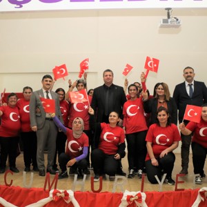 Cumhuriyet Sevgisi Engel Tanımadı - fotoğraf 1