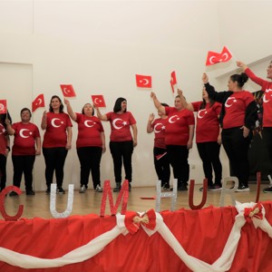 Cumhuriyet Sevgisi Engel Tanımadı - fotoğraf 2