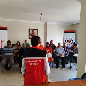 #SilifkeSHM, Evde bakım hizmetimizden yararlanan vatandaşlarımıza ''Aile Yaşam Döngüsü, Aile Olabilmek ve Kronik Hastalık Yönetimi'' konularında eğitim verdi. - fotoğraf 1