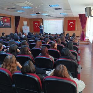 #MezitliSHM, Davultepe  Teknik ve Mesleki Anadolu Lisesi öğrencilerine ''Mahremiyet Eğitimi, Değerlerin Öğrenilmesinde Ailenin Rolü, Öfke Kontrolü, İletişim Becerileri' konularında eğitim düzenledi. - fotoğraf 1