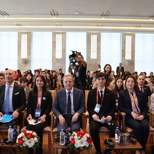 Uluslararası 24. Çocuk Forumu'nun Açılışı Gerçekleştirildi - fotoğraf 2