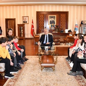Çocuk Hakları İl Komitemizin Sayın Valimizi Ziyaretleri - fotoğraf 1