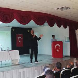 Muradiye’de Okul Müdürlerine Sosyal Hizmet Merkezi ve İlçe Sağlık Müdürlüğünden Ortak Eğitim Yapıldı - fotoğraf 3