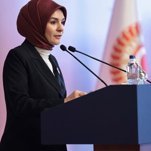 Bakanımız Mahinur Özdemir Göktaş "Türk Kadınının Seçme ve Seçilme Hakkının 89. Yıl Dönümü" Programına Katıldı - fotoğraf 1