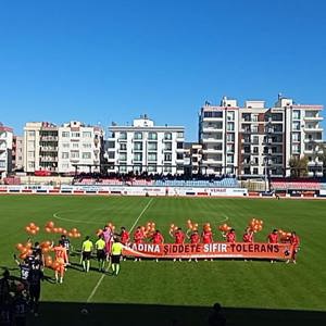 #SilifkeŞÖNİM, Silifkespor-Kemerkent Bulvarspor karşılaşmasında #KadınaŞiddeteSıfırTolerans dedi.  - fotoğraf 1