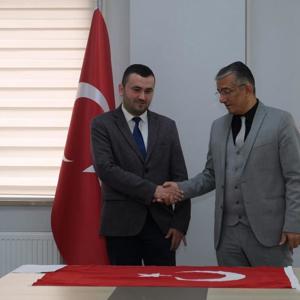 İl müdürlüğümüzde çalışan ve aday memurlukta 1 yılını doldurup asil memurluğa geçmeyi hak eden çalışma arkadaşımıza ASİL MEMURİYETE GEÇİŞ TÖRENİ’ni yaptık - fotoğraf 3