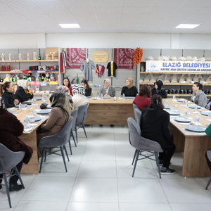 Aile ve Sosyal Hizmetler Bakanımız Göktaş, Elazığ’da Kadın Girişimlerle Buluştu - fotoğraf 2