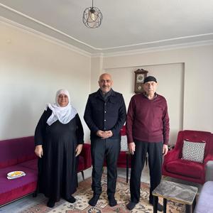 İl Müdürümüz Abdulbari AKSOY, Saray Mahallesi'nde ikamet eden Şehit Mehmet KETBOĞA'nın kıymetli ailesini ziyaret ettiler. - fotoğraf 2