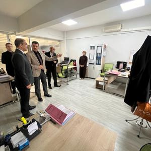 İl Müdürümüz Sayın Sahit AYDIN bağlı kuruluşumuz Osmancık Sosyal Hizmet Merkezi Müdürlüğü'müzü ziyaret ederek çalışmalar hakkında bilgi aldı. - fotoğraf 3