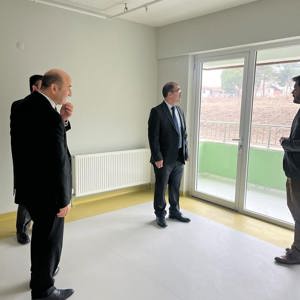 İl Müdürümüz Sayın Sahit AYDIN bağlı kuruluşumuz Osmancık Huzurevi Yaşlı Bakım ve Rehabilitasyon Merkezi Müdürlüğü'müzü ziyaret ederek kuruluşun açılışı ile ilgili yürütülen çalışmaları ve eksiklikleri yakından inceleyerek Kuruluş Müdürü Arif CANTÜRK'ten yapılan çalışmalar hakkında bilgi aldı. - fotoğraf 6