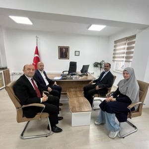 İl Müdürümüz Sayın Sahit AYDIN bağlı kuruluşumuz Çocuk Evleri Koordinasyon Merkezi Müdürlüğü'müzü ziyaret ederek çalışmalar hakkında bilgi aldı. - fotoğraf 2