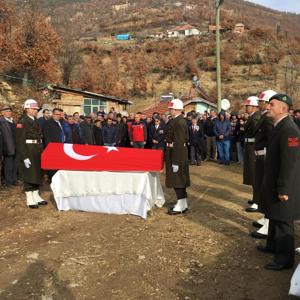 Kıbrıs Gazimiz Ferhat KÖSE'yi son yolculuğuna uğurladık. - fotoğraf 3