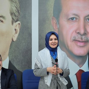 Minister Mahinur Özdemir Göktaş attended the “We are a Big Family” Meeting in Batman - fotoğraf 4