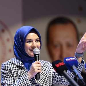 Minister Mahinur Özdemir Göktaş attended the “We are a Big Family” Meeting in Batman - fotoğraf 1