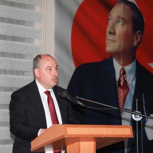 OSMANİYE VALİLİĞİ TARAFINDAN GAZİLERİMİZ ONURUNA YEMEK PROGRAMI DÜZENLENDİ - fotoğraf 8