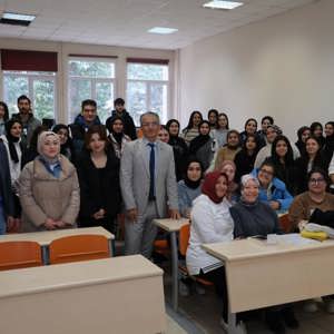 İl Müdürümüz Mustafa MODAOĞLU Giresun Üniversitesi Öğrencilerine Bakanlığımız Hakkın Bilgi Verdi - fotoğraf 1