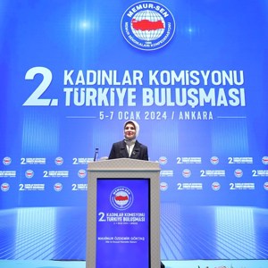 Aile ve Sosyal Hizmetler Bakanımız Göktaş, Memur-Sen Kadınlar Komisyonu 2. Türkiye Buluşması'nda Konuştu - fotoğraf 1