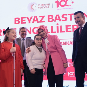 Aile ve Sosyal Hizmetler Bakanımız Göktaş "Beyaz Baston Görme Engelliler Haftası" Programına Katıldı - fotoğraf 1