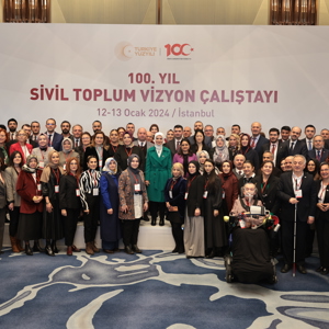 Bakanımız Mahinur Özdemir Göktaş: “Cumhuriyet'imizin 100. yılında atacağımız her adımın tarihi bir adım olduğunun farkında olarak çalışıyoruz” - fotoğraf 4