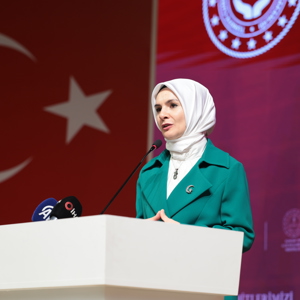 Aile ve Sosyal Hizmetler Bakanımız Göktaş, Şehitleri Anma Programına Katıldı - fotoğraf 2