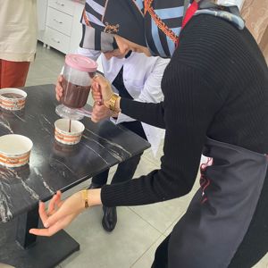 İl Müdürlüğümüze bağlı Bingöl Gündüz Bakım, Rehabilitasyon ve Aile Danışma Merkezimizde hizmet gören engelli bireylerle çeşitli etkinlikler yapılarak keyifli vakit geçirdiler.  - fotoğraf 2