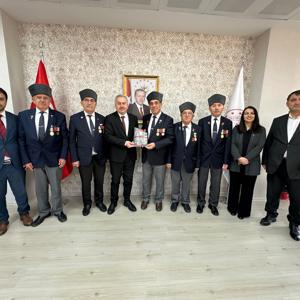 Şehit Yakınlarımız ve Gazilerimizden Anlamlı Ziyaret  - fotoğraf 5