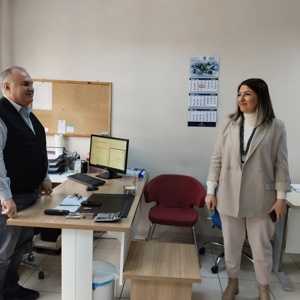 İl Müdürümüz Sayın Çiğdem AÇIKYILDIZ KAZEL ,Merkez Sosyal Hizmet Merkezinde görev yapan personellerimizle görüşerek yürütülen çalışmalar hakkında bilgi aldılar. - fotoğraf 4