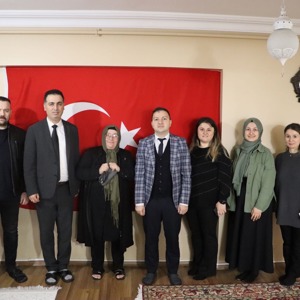Şehit Ailelerine Ziyaret Gerçekleştirildi - fotoğraf 1