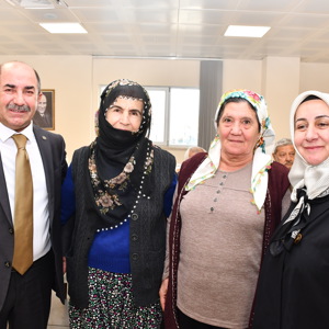 Sayın Valimizin Eşi Ebru ŞAHİN Hanımefendinin katılımıyla Huzurevi Sakinlerimizle Kahvaltı Programında bir araya geldik. - fotoğraf 8