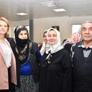 Sayın Valimizin Eşi Ebru ŞAHİN Hanımefendinin katılımıyla Huzurevi Sakinlerimizle Kahvaltı Programında bir araya geldik. - fotoğraf 9