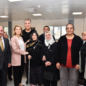 Sayın Valimizin Eşi Ebru ŞAHİN Hanımefendinin katılımıyla Huzurevi Sakinlerimizle Kahvaltı Programında bir araya geldik. - fotoğraf 10