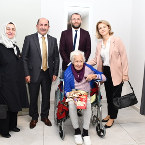 Sayın Valimizin Eşi Ebru ŞAHİN Hanımefendinin katılımıyla Huzurevi Sakinlerimizle Kahvaltı Programında bir araya geldik. - fotoğraf 12