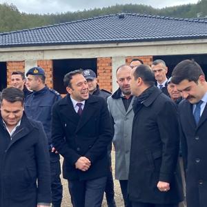 Valimiz Sn. M. Fırat Taşolar, Eldivan ilçesinde yapımı devam eden Engelsiz Yaşam Merkezimizin inşaatında incelemelerde bulundular. - fotoğraf 10