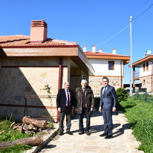 İl Müdürümüz Galip SÖKMEN Manavgat Yangın Afetzedesini Ziyaret Etti - fotoğraf 1