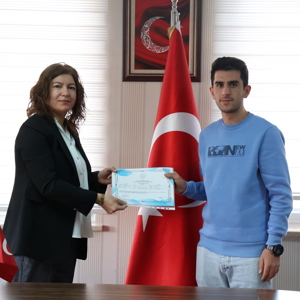 Hayat Boyu Öğrenme Genel Müdürlüğü Sertifikasyonu kapsamında Kurs Bitirme Belgeleri Takdim Edildi. - fotoğraf 3