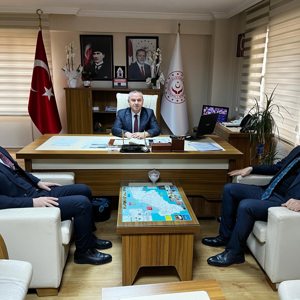 İl Müdürümüz Naci YILMAZ’ı , 26. ve 27. dönem Ak Parti Mv. Hacı ÖZKAN ve oğlu Ümit ÖZKAN ziyaret etti.  - fotoğraf 1