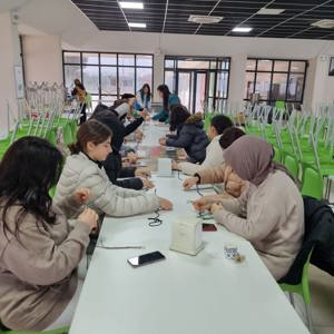 Çeşitli sosyal oyunlar, farklı deneyimler, sınırsız eğlence, bol aktivitelerle dolu doğa kampımız bugün başladı.  📍Silifke 23 Nisan Gençlik Kampı - fotoğraf 3