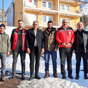 İl Müdürümüz Abdulbari AKSOY, Milli Savunma Bakanlık Müşaviri Ziya SÖZEN ve BİŞHAK Başkanı Vahap BAYSAL, Şehit Mustafa KINA, Hasan KINA,Şehit Nesibe BELGİN ve Şehit P.Astsubay Çvş. Yusuf ATAŞ' ın kıymetli ailelerini ziyaret ettiler.  - fotoğraf 1