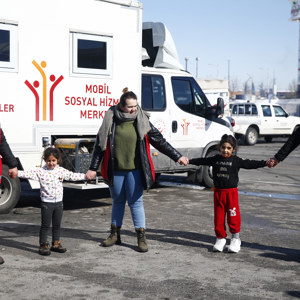 Bakanımız Mahinur Özdemir Göktaş: “2023 yılındaki çalışmalarımızın odağı depremden etkilenen vatandaşlarımız oldu” - fotoğraf 4