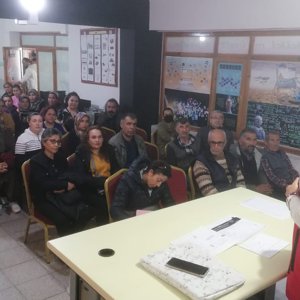 #SilifkeSHM tarafından Atakent Ortaokulu öğretmen ve velilerine "Etkili ve Yetkin Ebeveynlik, Ailenin Sağladığı İmkanlar ve Güçler" konularında eğitim verildi. - fotoğraf 1
