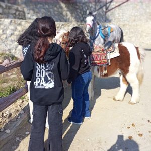 Çocuklarımız hafta sonunu Atv turu ve at binme aktivitesiyle doyasıya eğlenerek geçirdiler.🏇☺️ - fotoğraf 2
