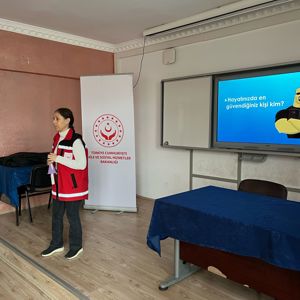 #AnamurSHM, Zehra MARULYALI Yatılı Bölge Okulu öğrencilerine "Mahremiyet Eğitimi'' verdi. - fotoğraf 1