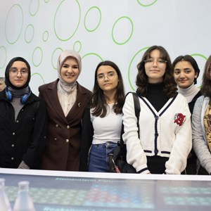 Bakanımız Göktaş, Kayseri’de Bilimde Kadın ve Kız Çocukları Uluslararası Günü Programı ile Çocuk Evleri Sitesi ve Kocasinan Akademi Açılışlarına Katıldı - fotoğraf 3