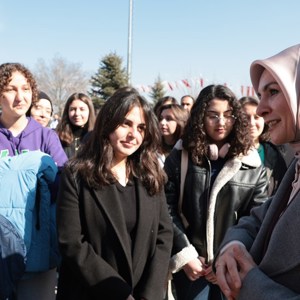 Bakanımız Göktaş, Kayseri’de Bilimde Kadın ve Kız Çocukları Uluslararası Günü Programı ile Çocuk Evleri Sitesi ve Kocasinan Akademi Açılışlarına Katıldı - fotoğraf 4